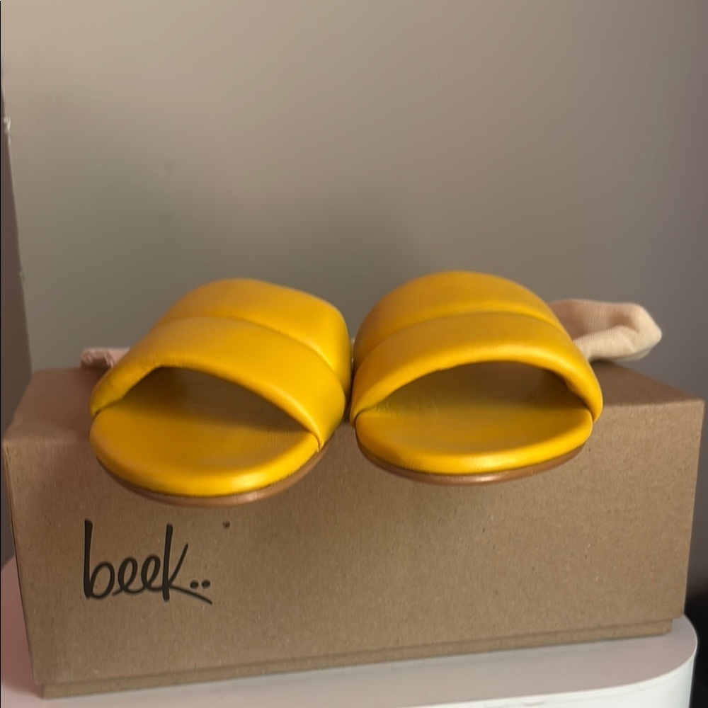 BEEK sugarbird sunshine sandals
